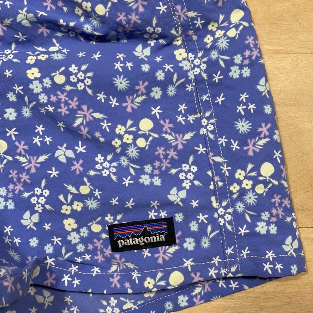 NWT Patagonia Girls’ Baggies Shorts Sz L